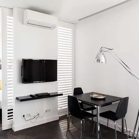 Hello Castelo Apartament *